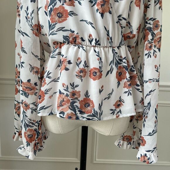 June & Hudson Bell Sleeve Crossfront Peplum Blouse Floral Chiffon M - Picture 3 of 9